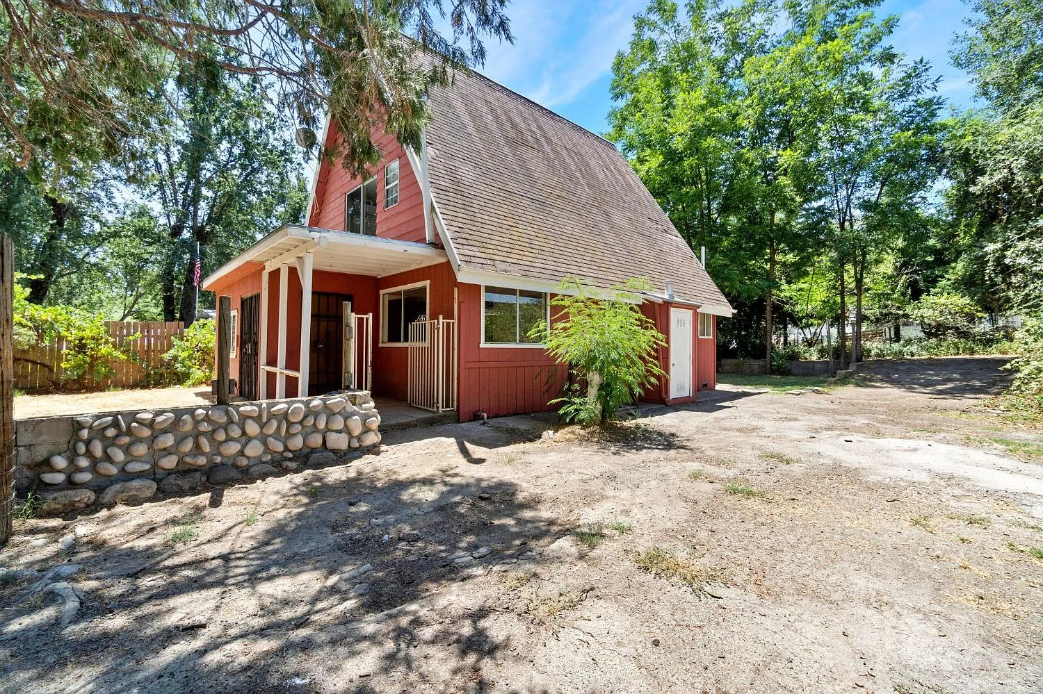 33070 Church St photo 1