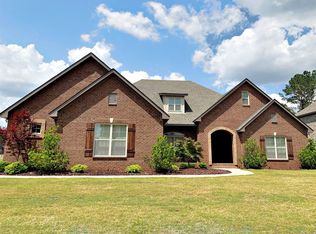 327 Mountain Meadows Ln, Wetumpka, AL 36093
