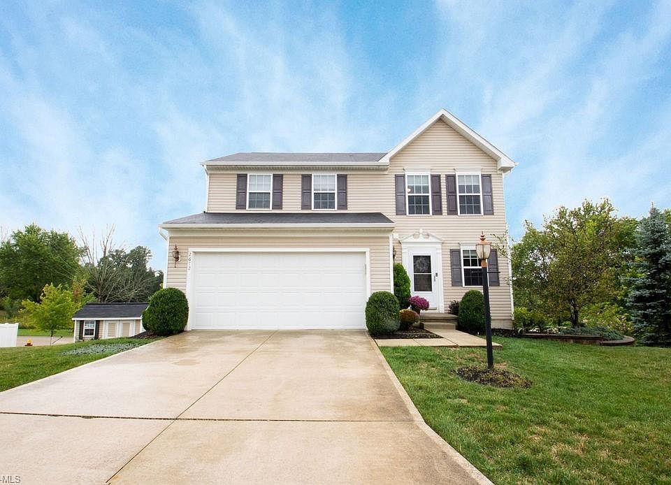 1st image of 2672 Hollyhock Ln