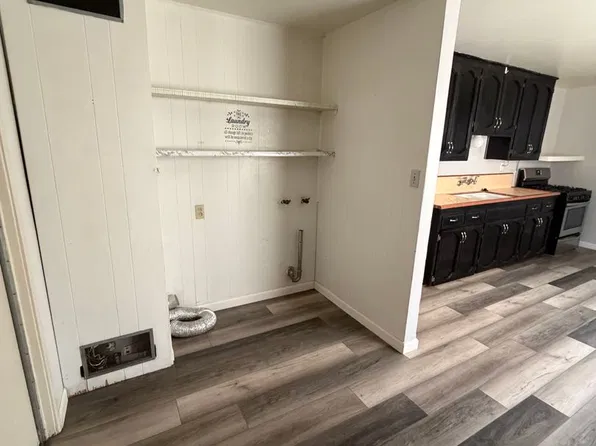 1044 W 24th St, Merced, CA 95340