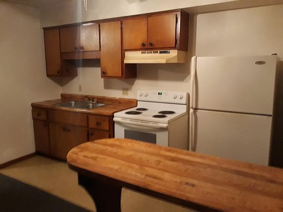 3rd image of 107 Stanton Dr #65