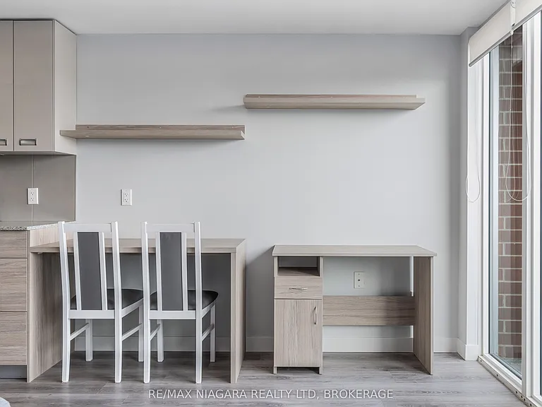 308 Lester St #401 — Photo 12
