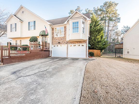 2nd image of 3006 Clove Tree Ln