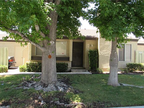 2nd image of 654 Parkview Dr