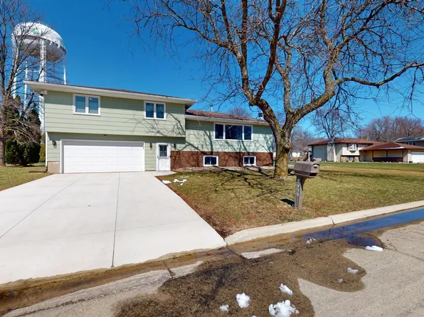1722 Canary Dr, Albert Lea, MN 56007
