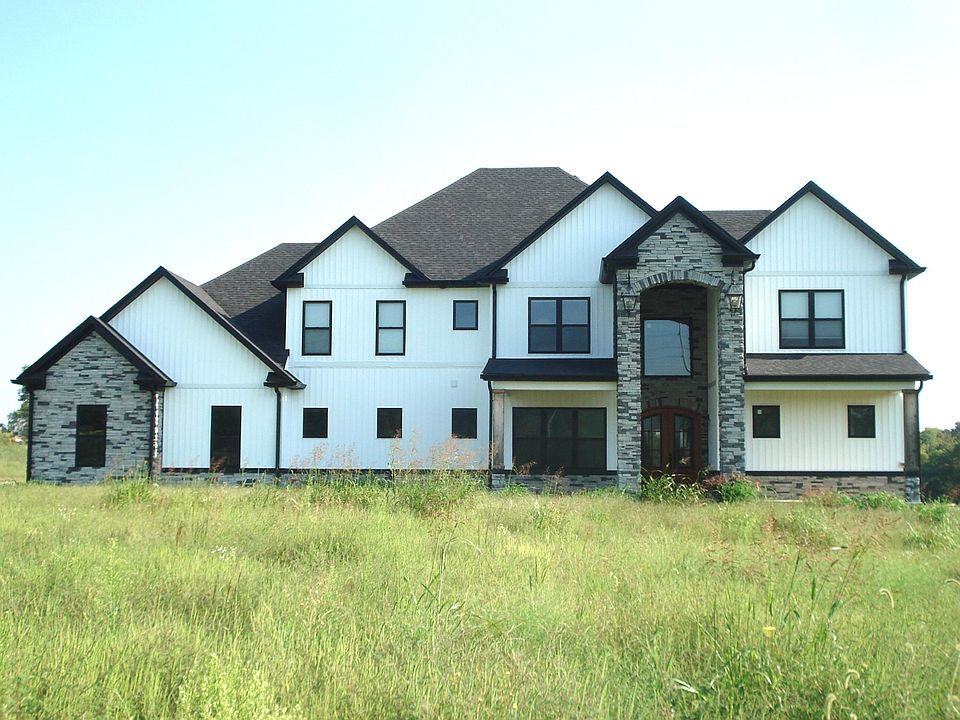 1st image of 701 Peacock Rd