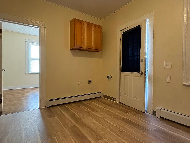 38 Walnut St #3 — Photo 2