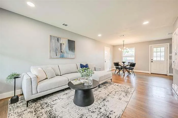 2729 Lockhart Ave — Photo 11