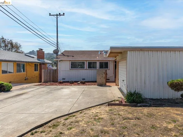 2544 Moyers Rd, Richmond, CA 94806