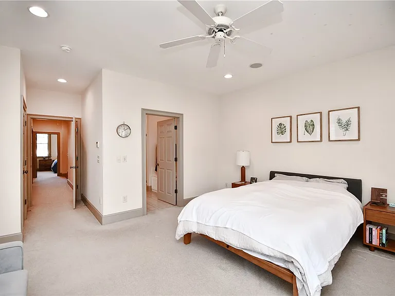 324 Village Walk Ln — Photo 21