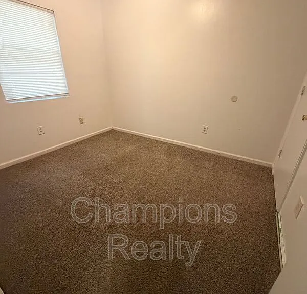 1508 Bowie Ave #A — Photo 4