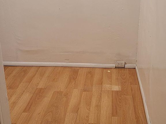 5th image of 121 N 1st St #1