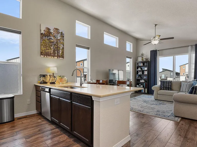 1324 Sunshine Valley Way — Photo 4