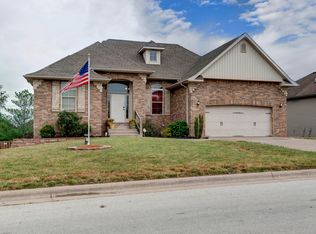 931 W Stanton Dr, Republic, MO 65738