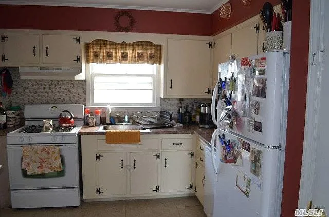 Duke Ct — Photo 6