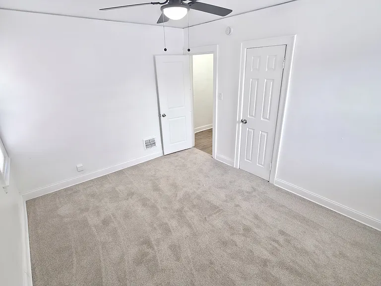 15863 Sorrento St — Photo 18