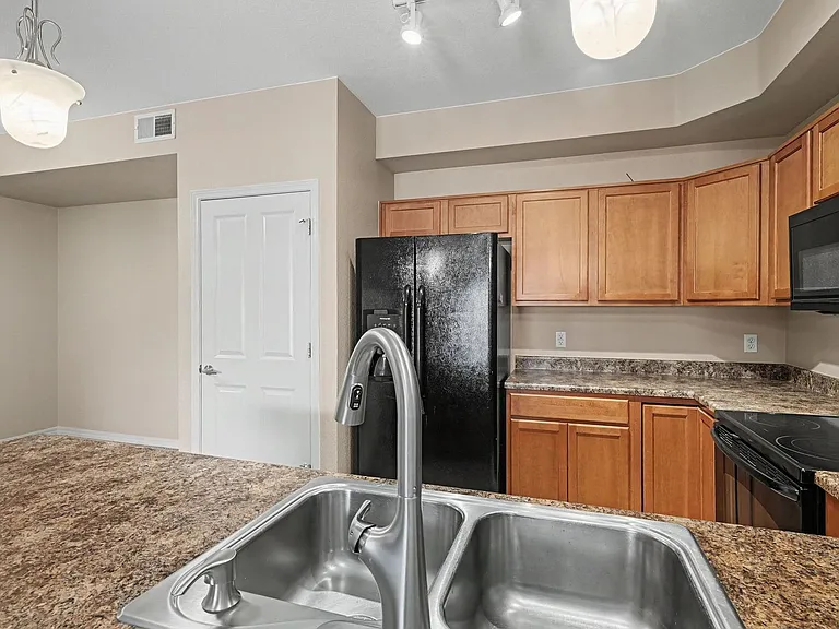 8846 S Kline St #202 — Photo 11