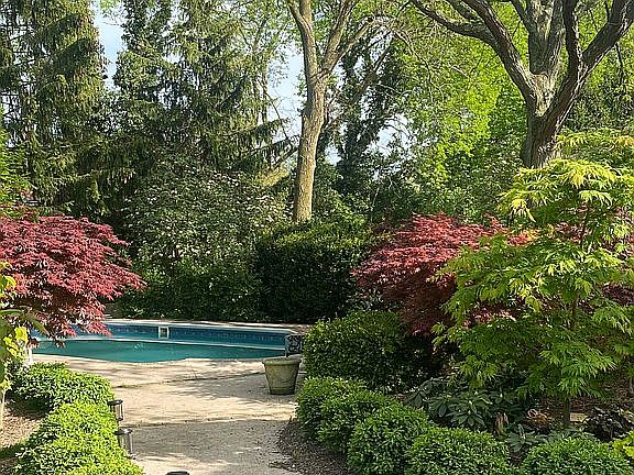 4th image of 3826 Criswell Dr