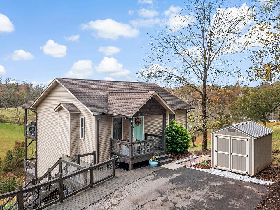 1st image of 101 Clayton Dr