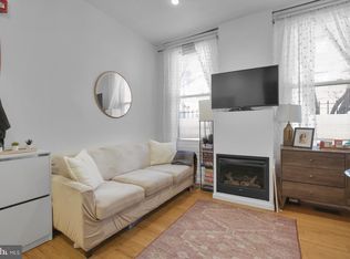 619 S 16th St #1F, Philadelphia, PA 19146