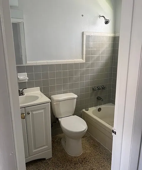 1115 W 2nd Ave #3 — Photo 7