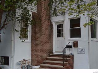 142 N Middletown Rd, Pearl River, NY 10965