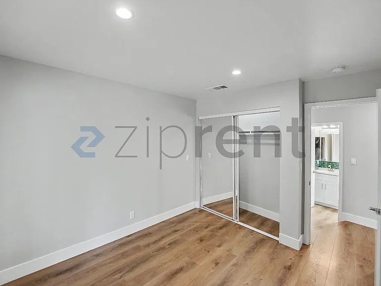 14139 Gault St — Photo 13