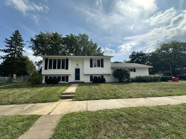 854 16 1/2 St SE, Rochester, MN 55904