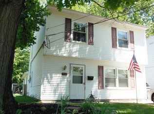 7515 Pinehurst Dr, Mentor On The Lake, OH 44060