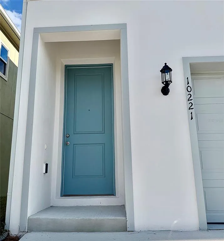 1 bed, 1.0 bath, 900 sqft, $1,850 — Photo 1