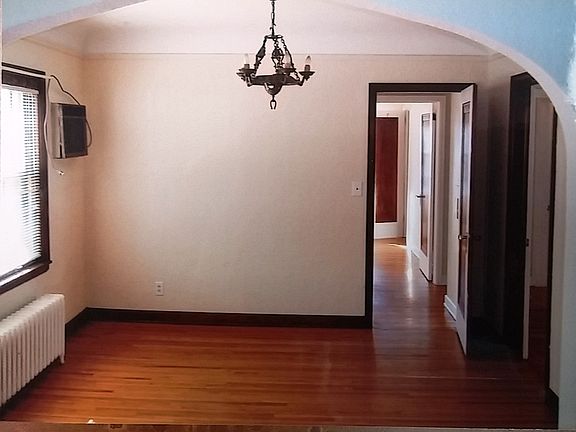 4th image of 5224 Xerxes Ave S