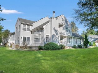 2005 Scarlett Dr, Hackettstown, NJ 07840