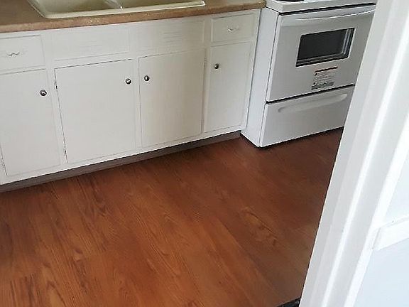 2nd image of 2914 Bellwood Ave