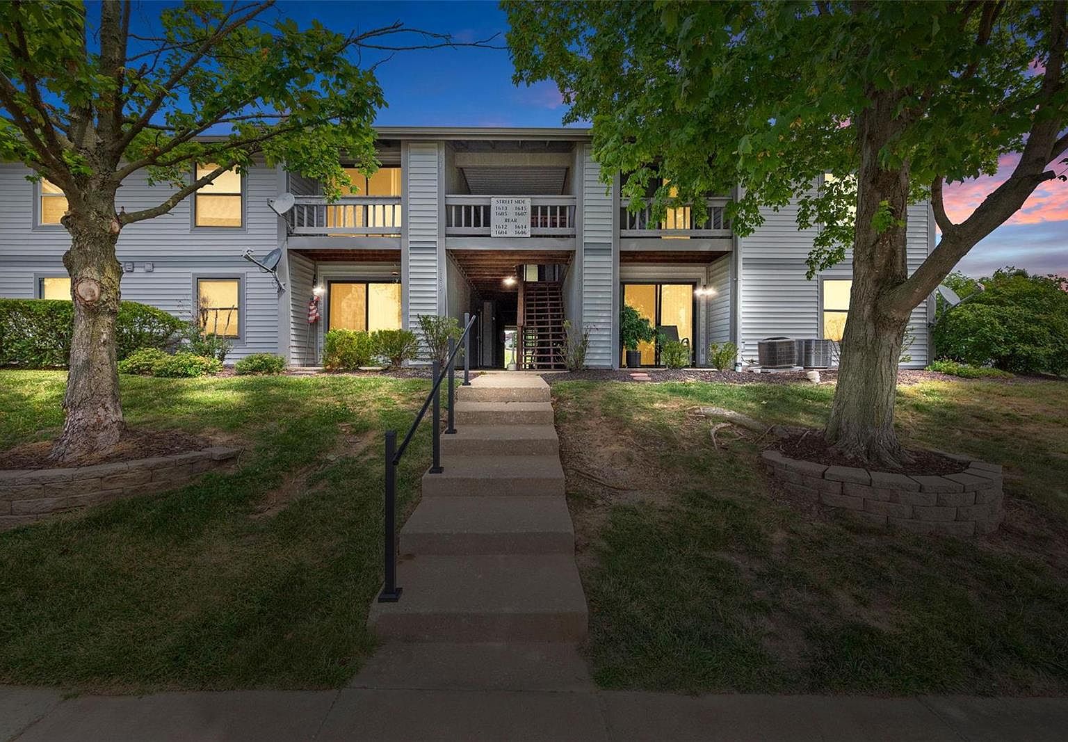 1614 Summergate Pkwy, Saint Charles, MO 63303 Zillow