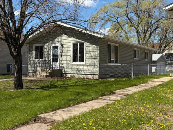 117 36th Ave N, Saint Cloud, MN 56303