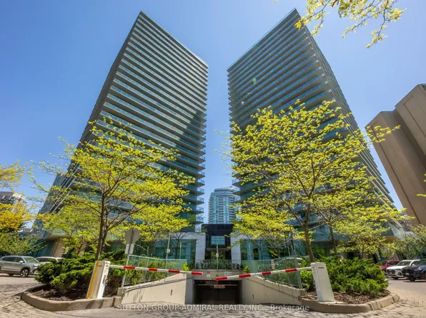 5500 Yonge St #1403, Toronto, ON M2N 7L1
