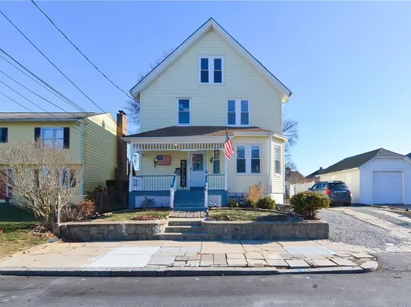 204 Woodbine St, Cranston, RI 02910