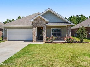 6836 Sweetclover Dr, Ocean Springs, MS 39564