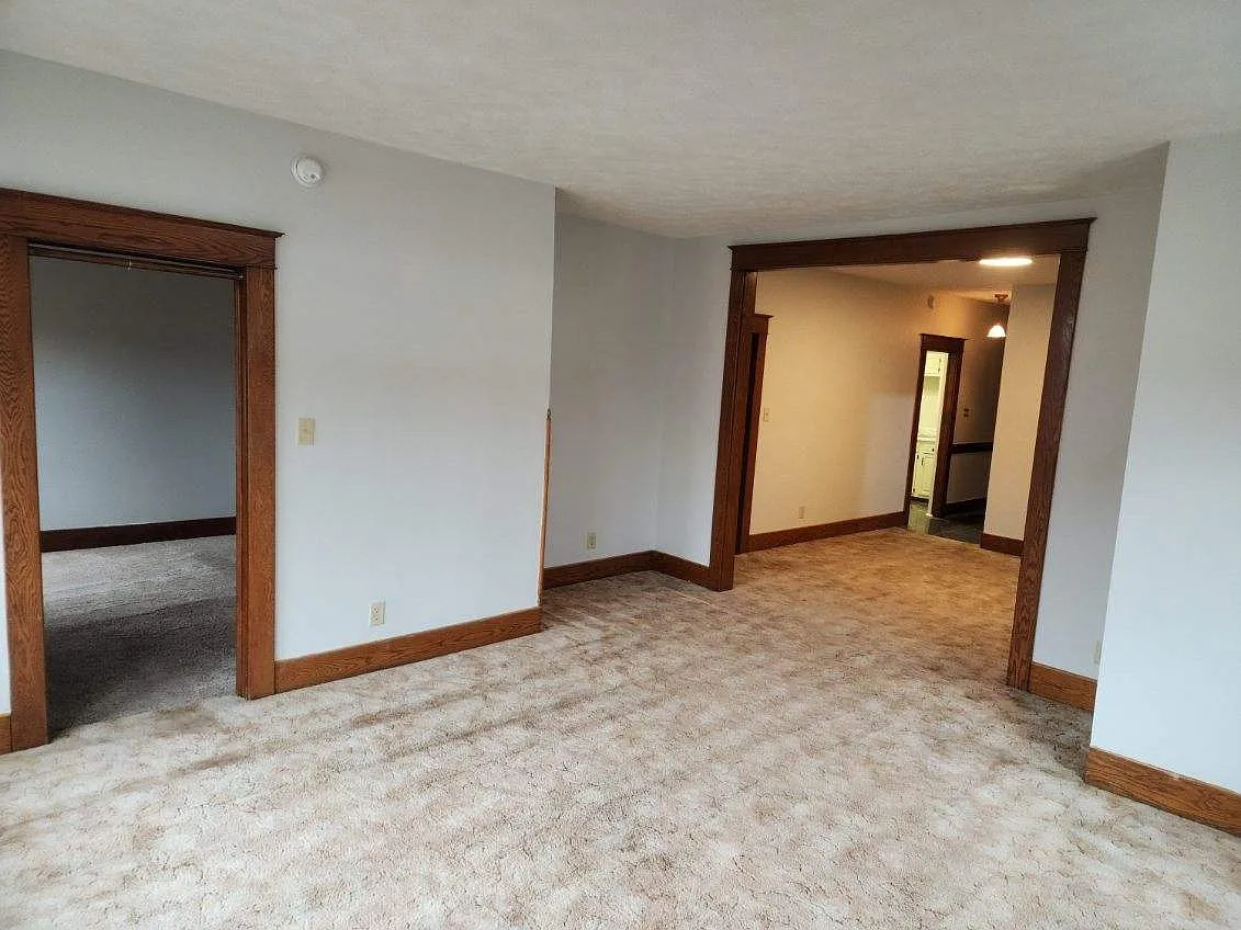 Building Photo - 132 Lenox Ave #1