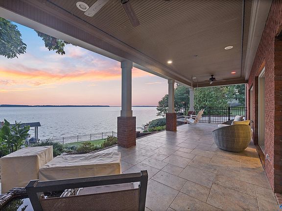 3rd image of 13613 Inverness Pl