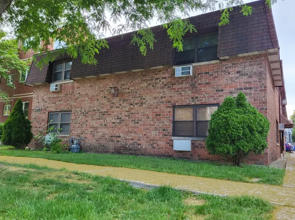 313 Elgin Ave APT 203, Forest Park, IL 60130