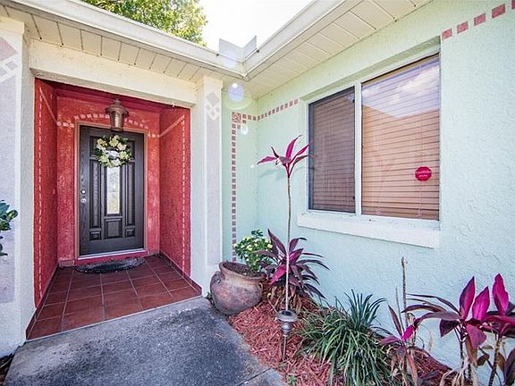 4th image of 2900 Pineridge Cir