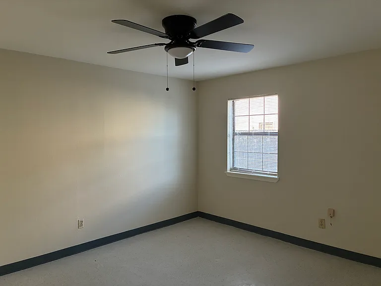 3801 Salinas Ave #7 — Photo 4