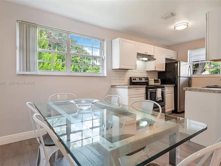 6198 SW 63rd St — Photo 4