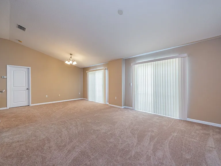 6750 Eagle Feather Dr — Photo 9