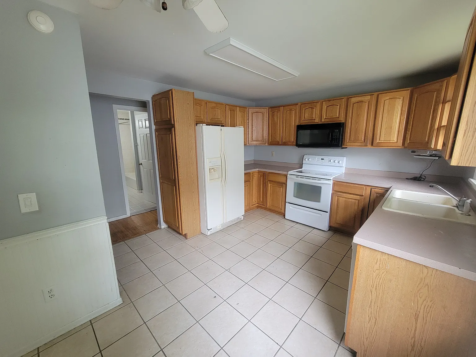 145 River Meadow Dr — Photo 3