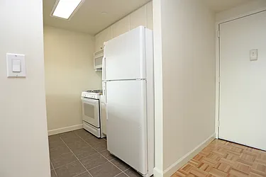 Rented by Stonehenge NYC LLC