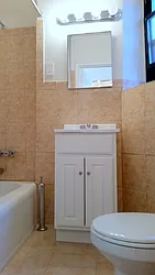 Rented by Uptown Flats LLC