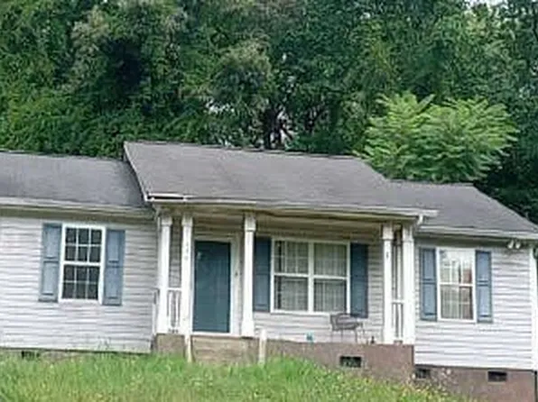 754 W Pine Cir, Statesville, NC 28677