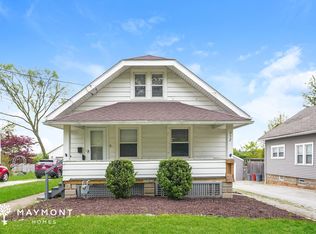 632 E Smith Rd, Medina, OH 44256